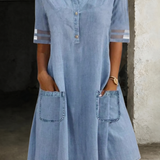Lucía - Denim dress that flatters the silhouette